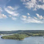 Schoene Aussicht Am Eifelsteig Casa de Férias Monschau