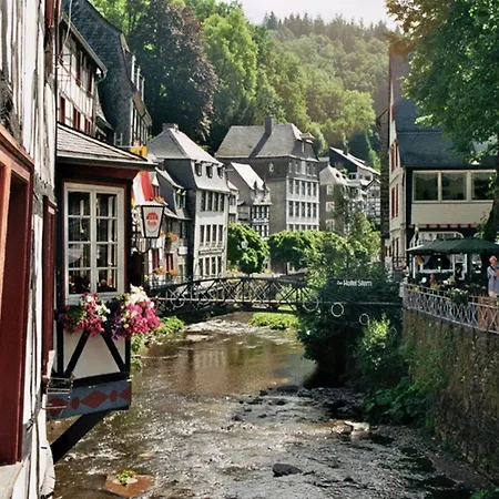Schoene Aussicht Am Eifelsteig