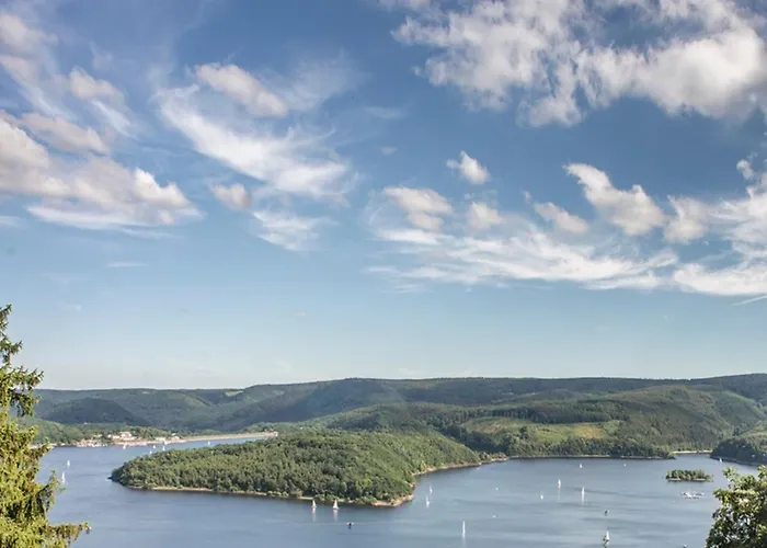 Schoene Aussicht Am Eifelsteig Feriehus Monschau
