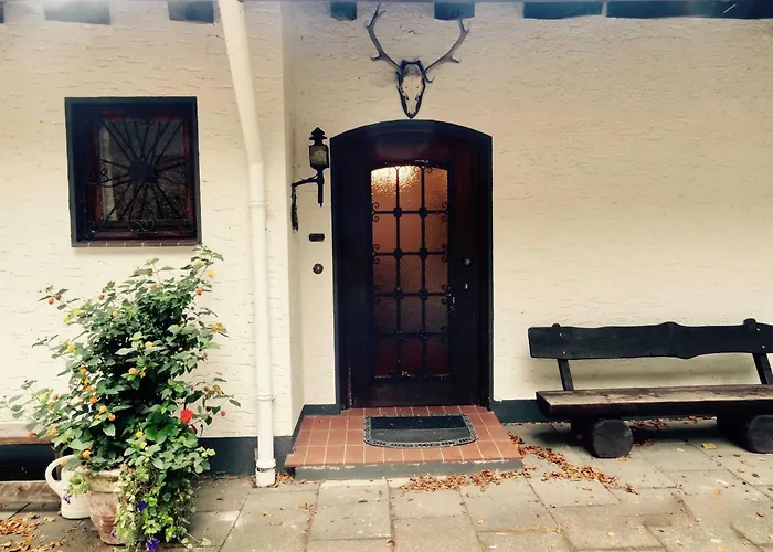 Schoene Aussicht Am Eifelsteig Feriehus *