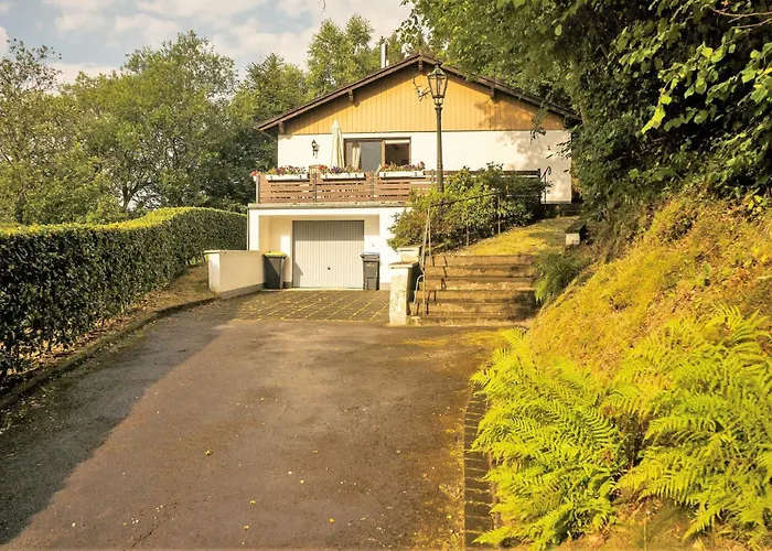 Schoene Aussicht Am Eifelsteig Feriehus